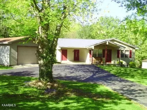 372 Underwood Grove Rd, Cumberland Gap, TN 37724