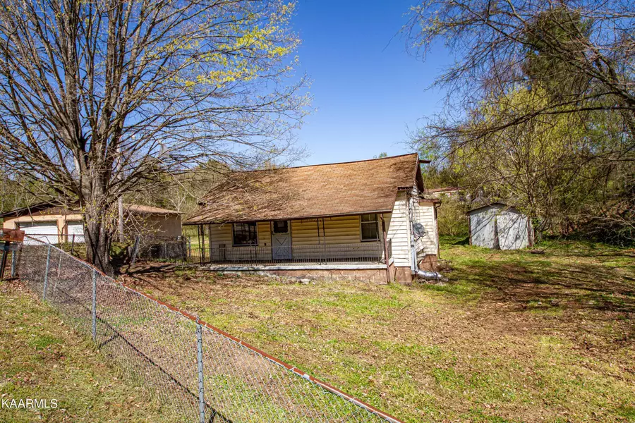 3908 Old Knoxville Hwy, Rockford, TN 37853