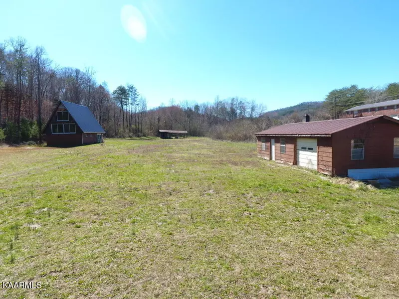 451 Unicoi Church Rd, Tellico Plains, TN 37385