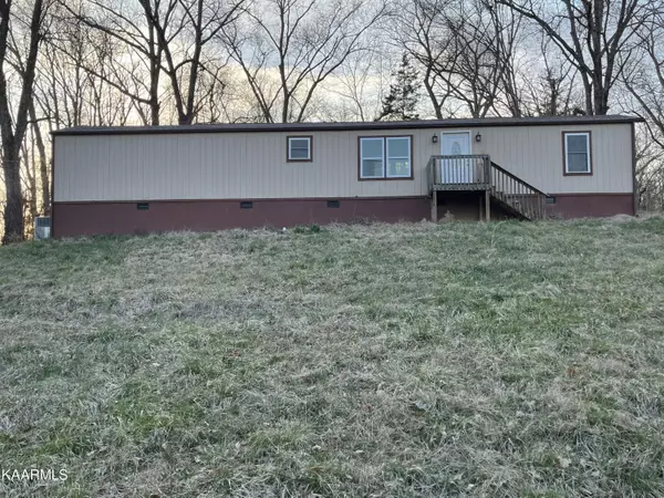 8207 Corryton Luttrell Rd, Corryton, TN 37721