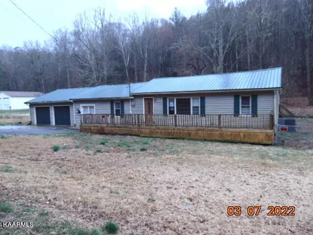 Harriman, TN 37748,288 Coal Hill Rd Rd