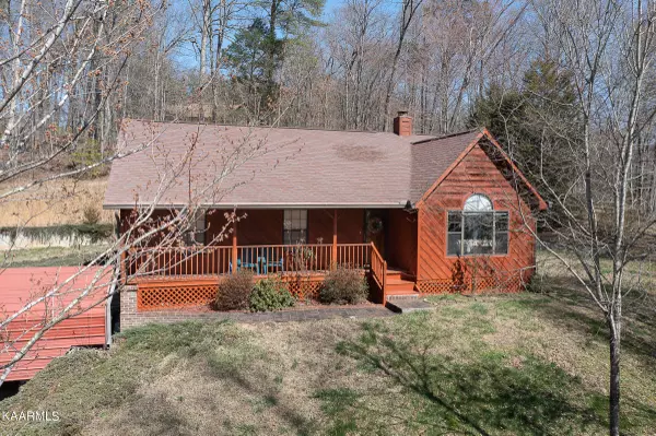 411 Halsboro LN, Clinton, TN 37716