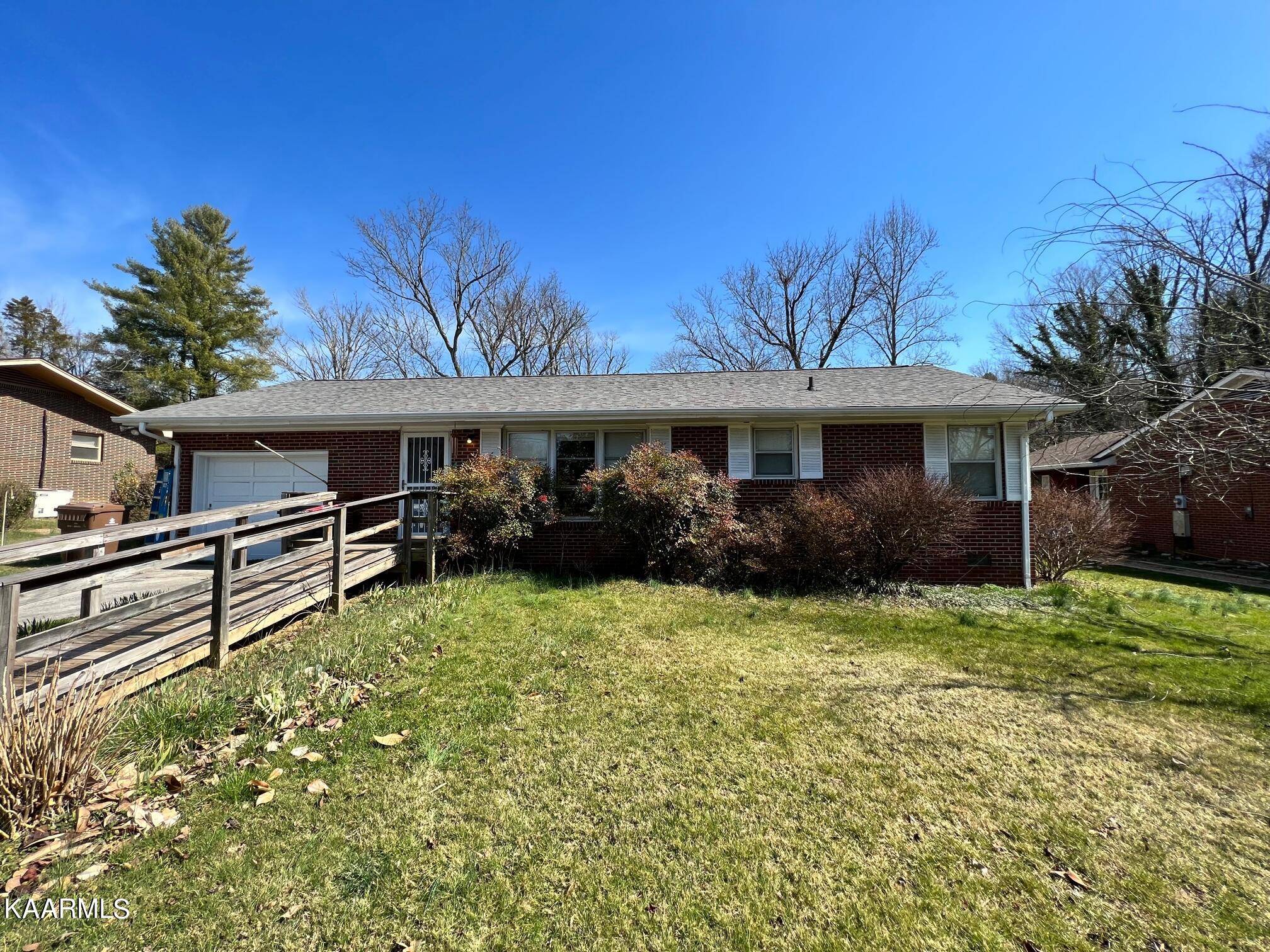 6308 Stonecress LN, Knoxville, TN 37920