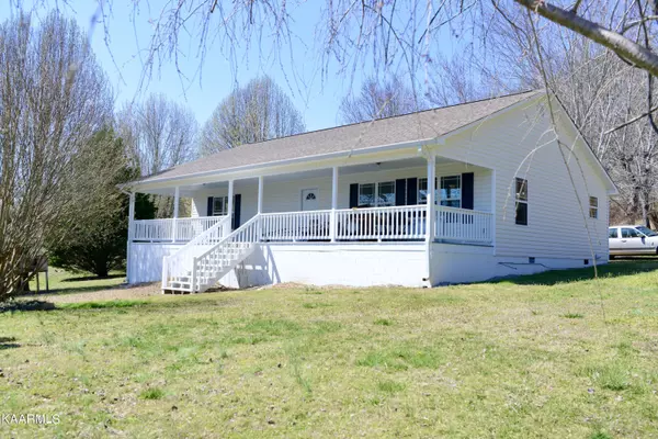 595 Highwater Rd, Dayton, TN 37321