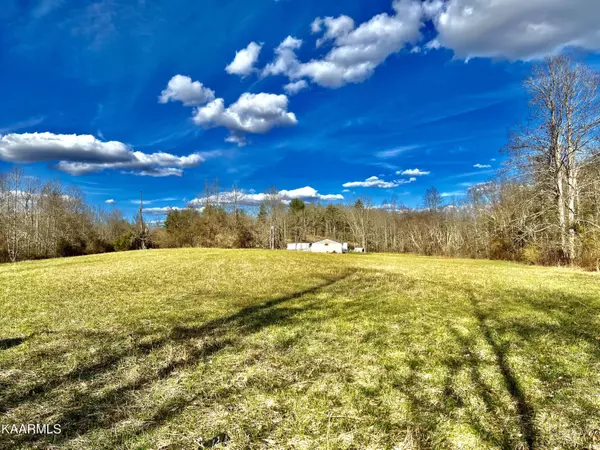 New River, Helenwood, TN 37755