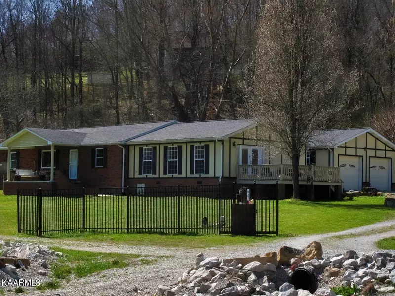 531 Indian Mountain Rd, Jellico, TN 37762