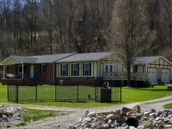 531 Indian Mountain Rd, Jellico, TN 37762