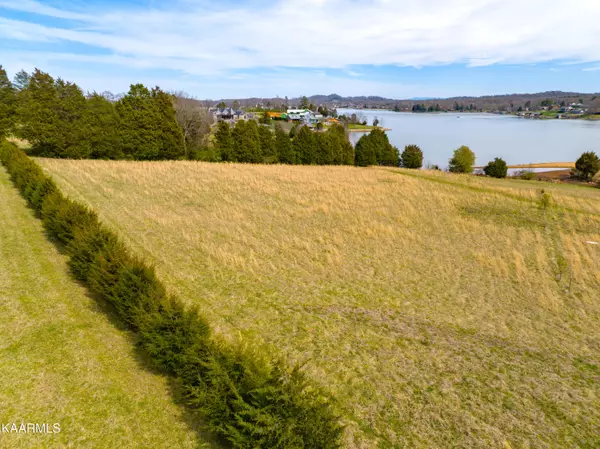 Knoxville, TN 37922,10600 Lake Arcas WAY