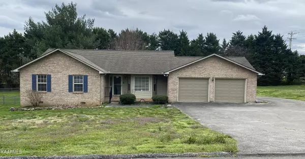 2916 Milford Ave, Maryville, TN 37804