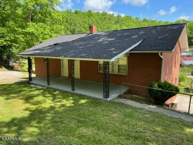 390 Morton LN, Jellico, TN 37762