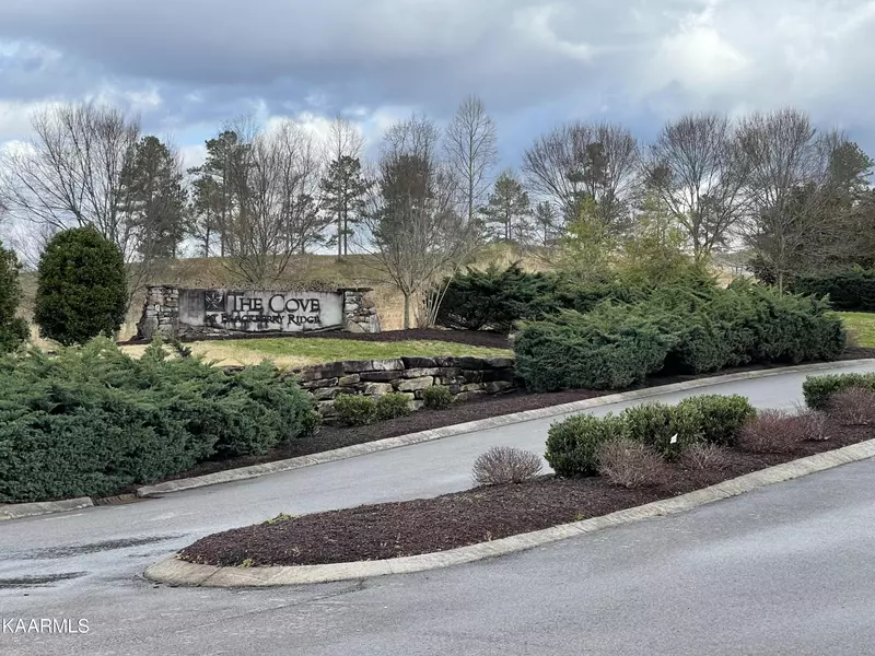 194 Lake Ridge DR, Loudon, TN 37774