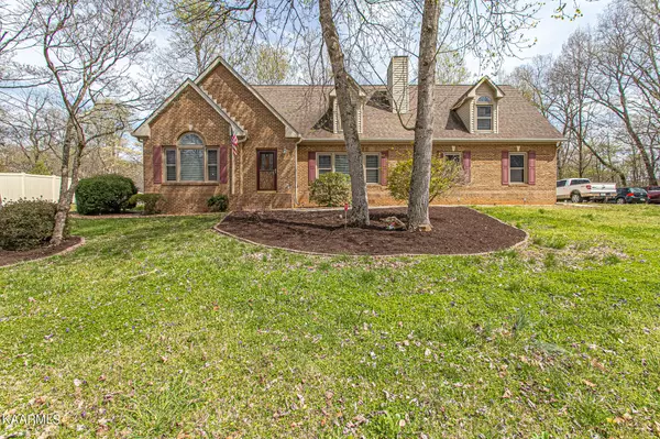 103 Nelson PL, Harriman, TN 37748