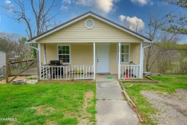 117 Evern Rogers Rd, Lenoir City, TN 37771