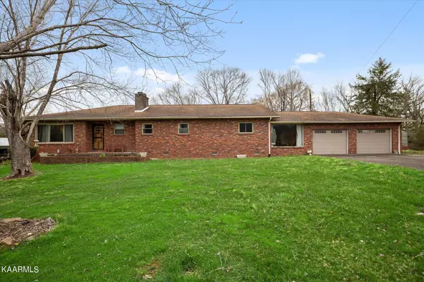 901 Knob Creek Rd, Seymour, TN 37865