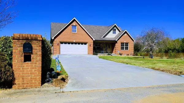 Sevierville, TN 37876,112 Clyde Mitchell LN