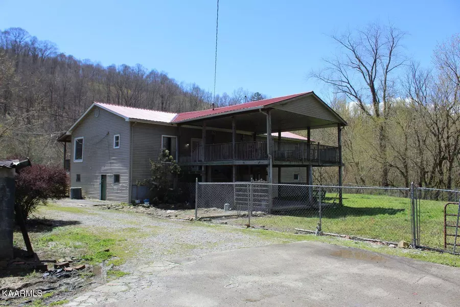 11041 US Highway 119, Pineville, KY 40977