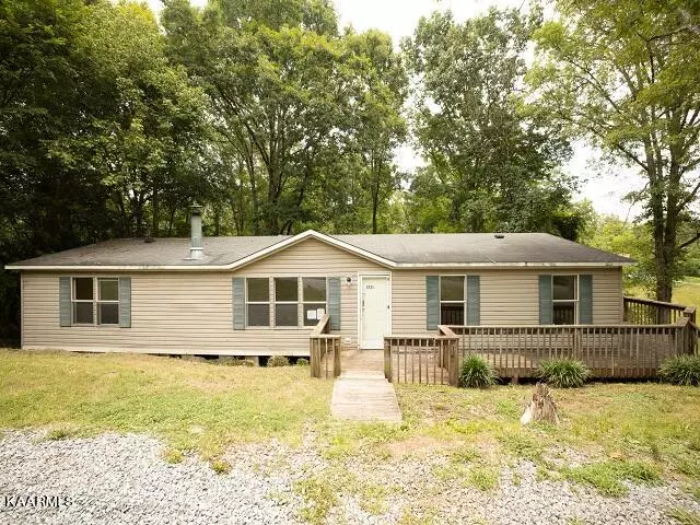 1731 Elkins Rd, Kodak, TN 37764