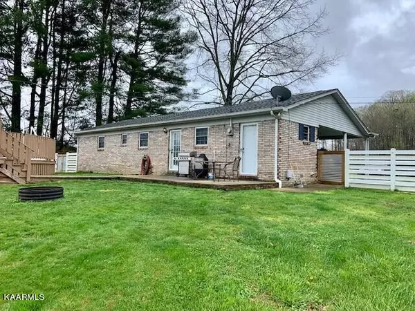 New Tazewell, TN 37825,304 Brentwood CIR