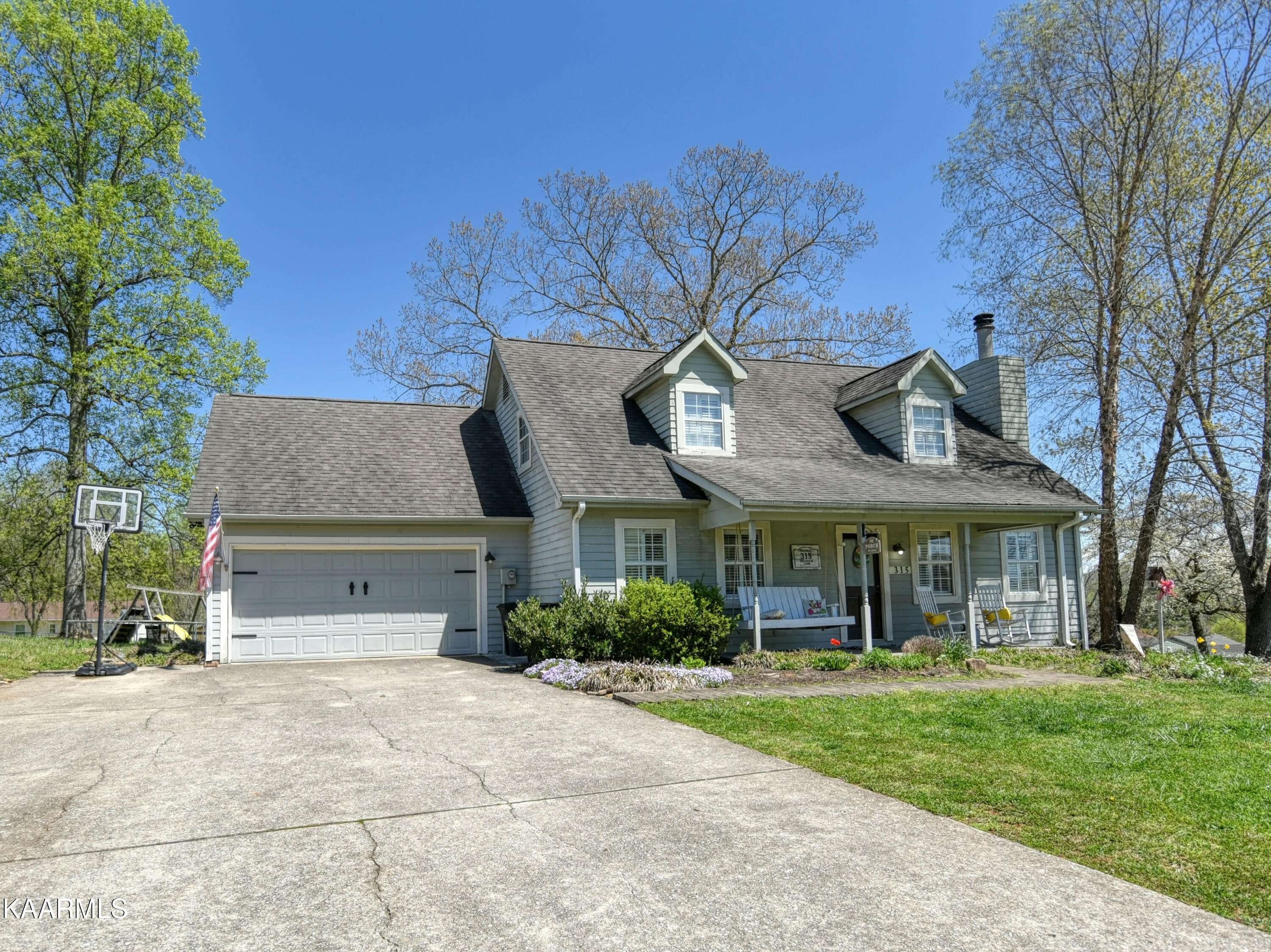 315 Delozier LN, Rockwood, TN 37854