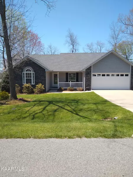 3022 Seminole LOOP, Crossville, TN 38572