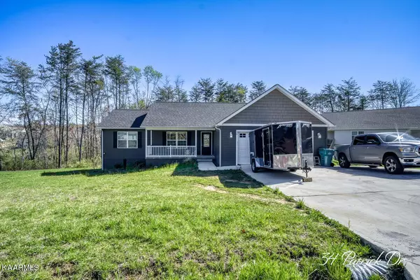 34 Patrick DR, Crossville, TN 38555