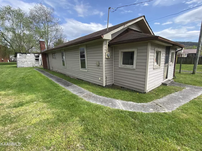 207 39th St, Middlesboro, KY 40965