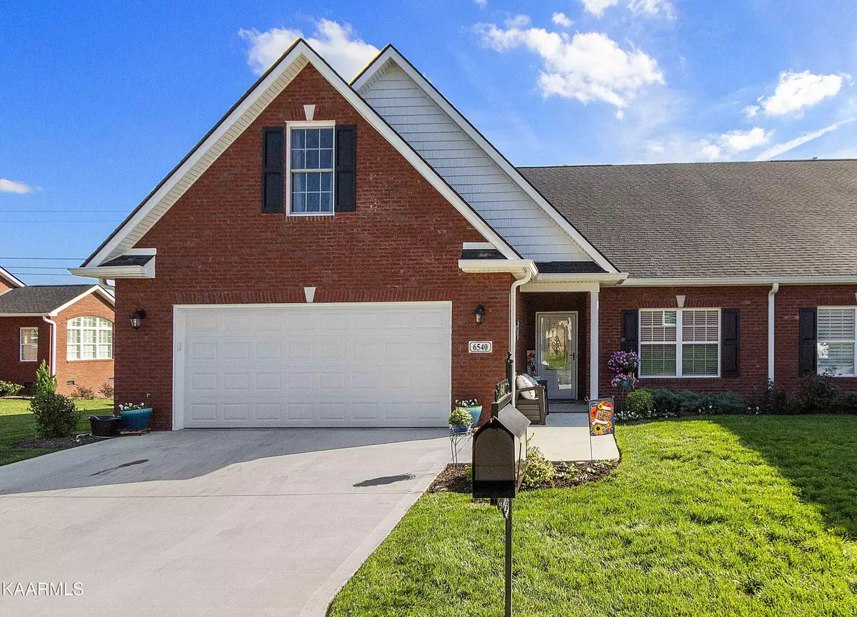 Knoxville, TN 37931,6540 Rose Wine WAY #72
