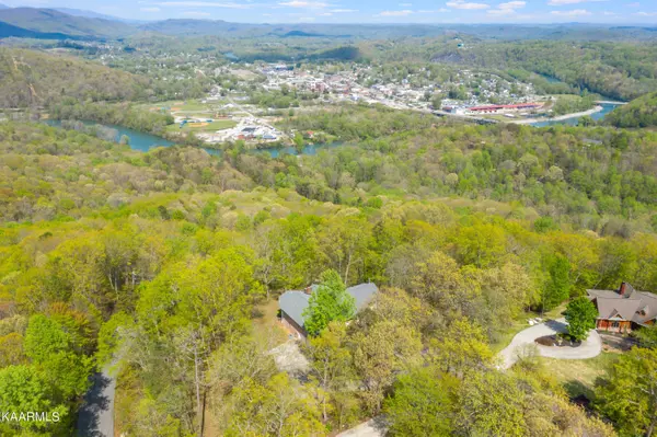 Harriman, TN 37748,125 Deer Haven CT