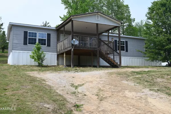 127 Hummingbird LN, Kingston, TN 37763