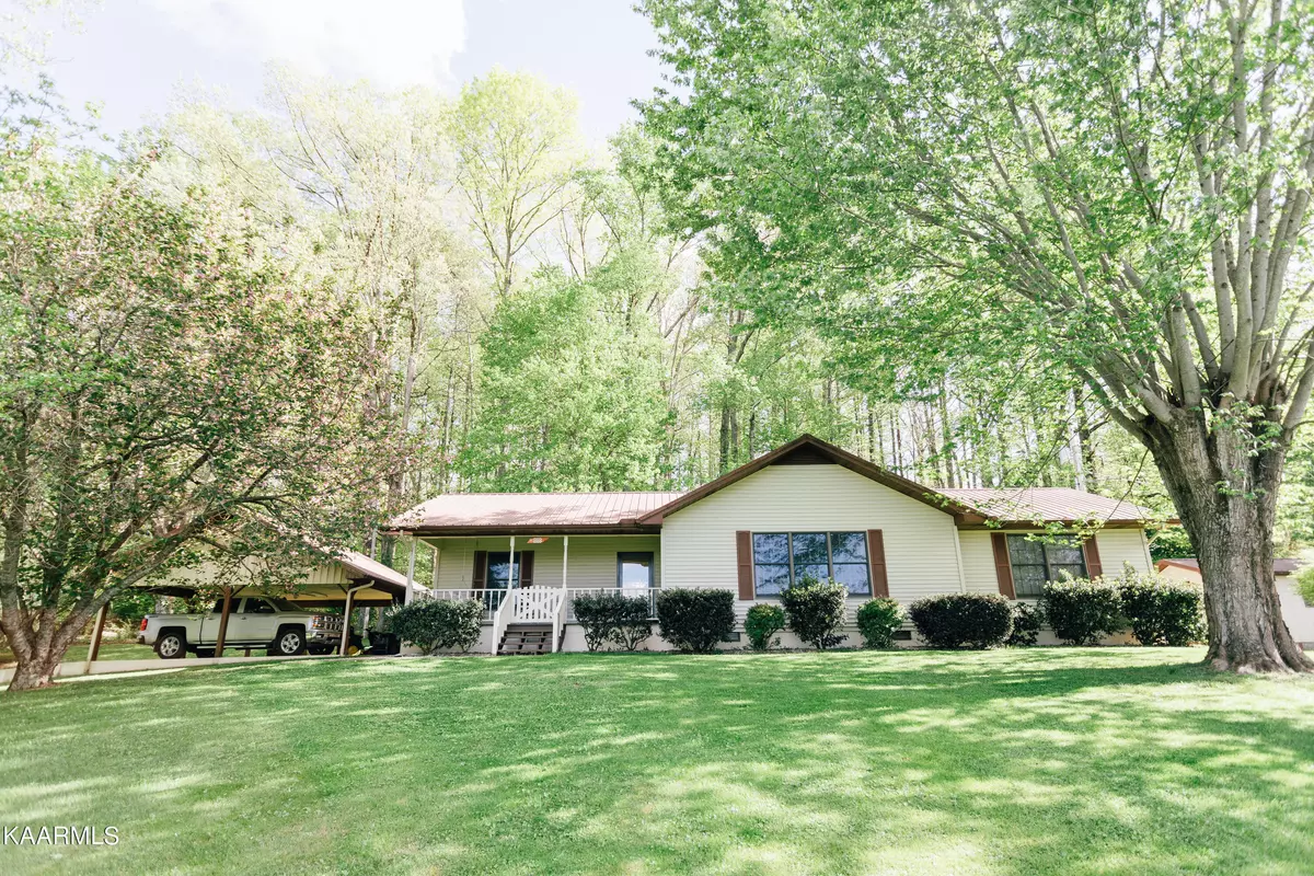 Cumberland Gap, TN 37724,226 Haskew LN