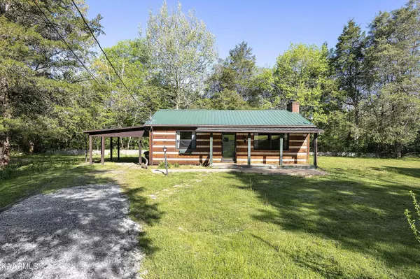 6141 Town Creek Rd, Lenoir City, TN 37771