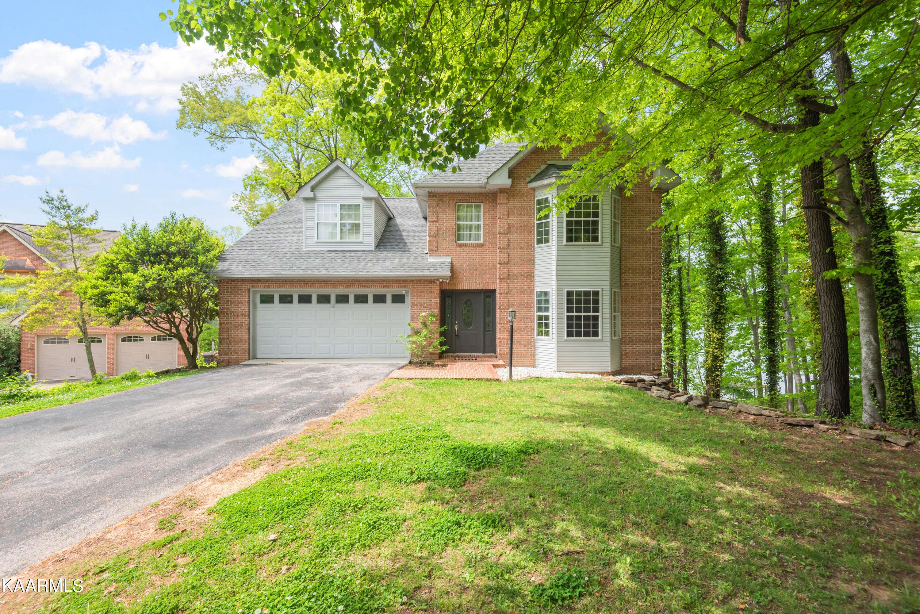 Kingston, TN 37763,1200 River Oaks DR