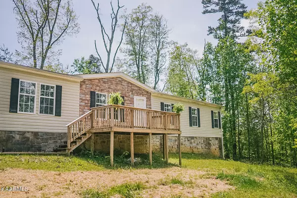 8414 Rolling Woods WAY, Corryton, TN 37721