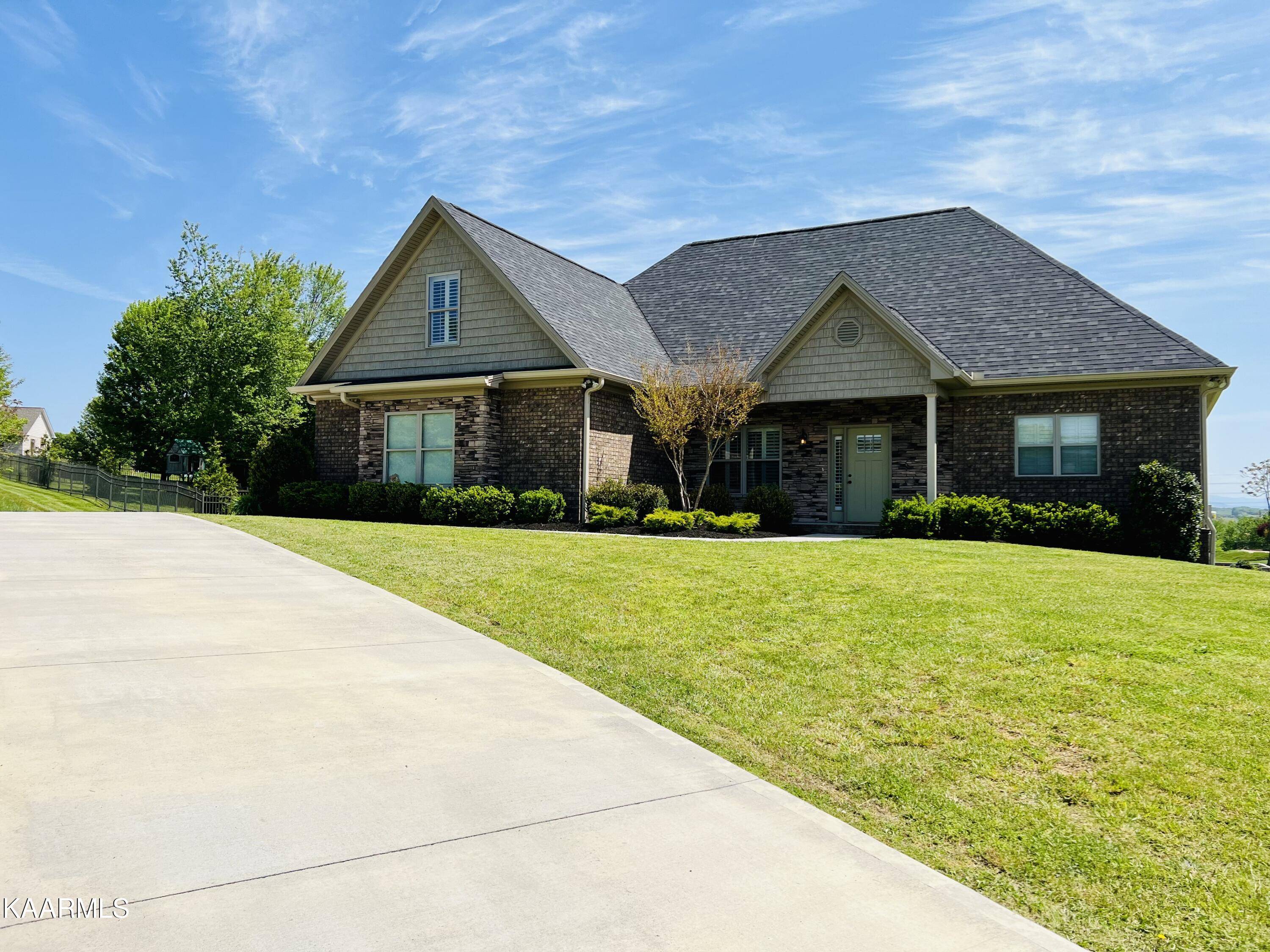 Morristown, TN 37814,415 Cummings CT