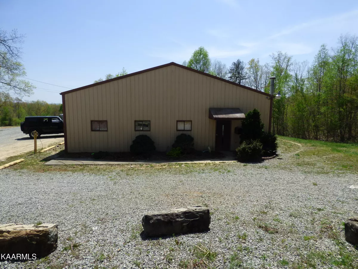 Crossville, TN 38572,1007 Rodgers Rd