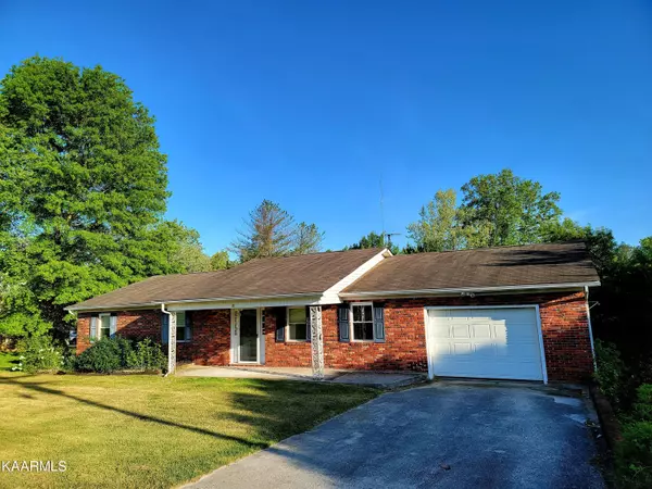 217 Summit DR, Lafollette, TN 37766