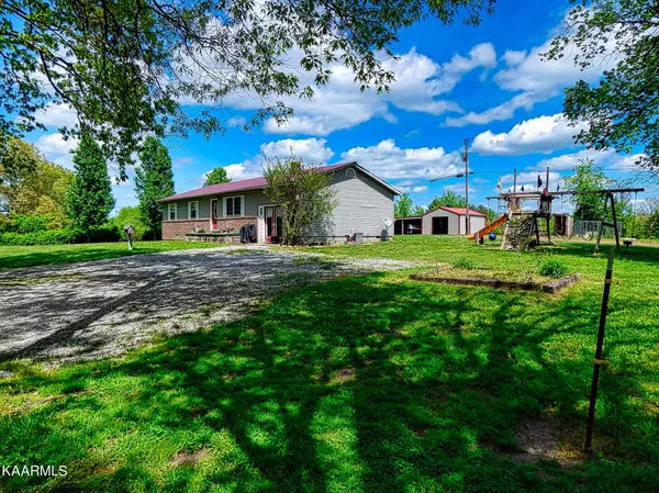 Deer Lodge, TN 37726,117 Hutchens LN