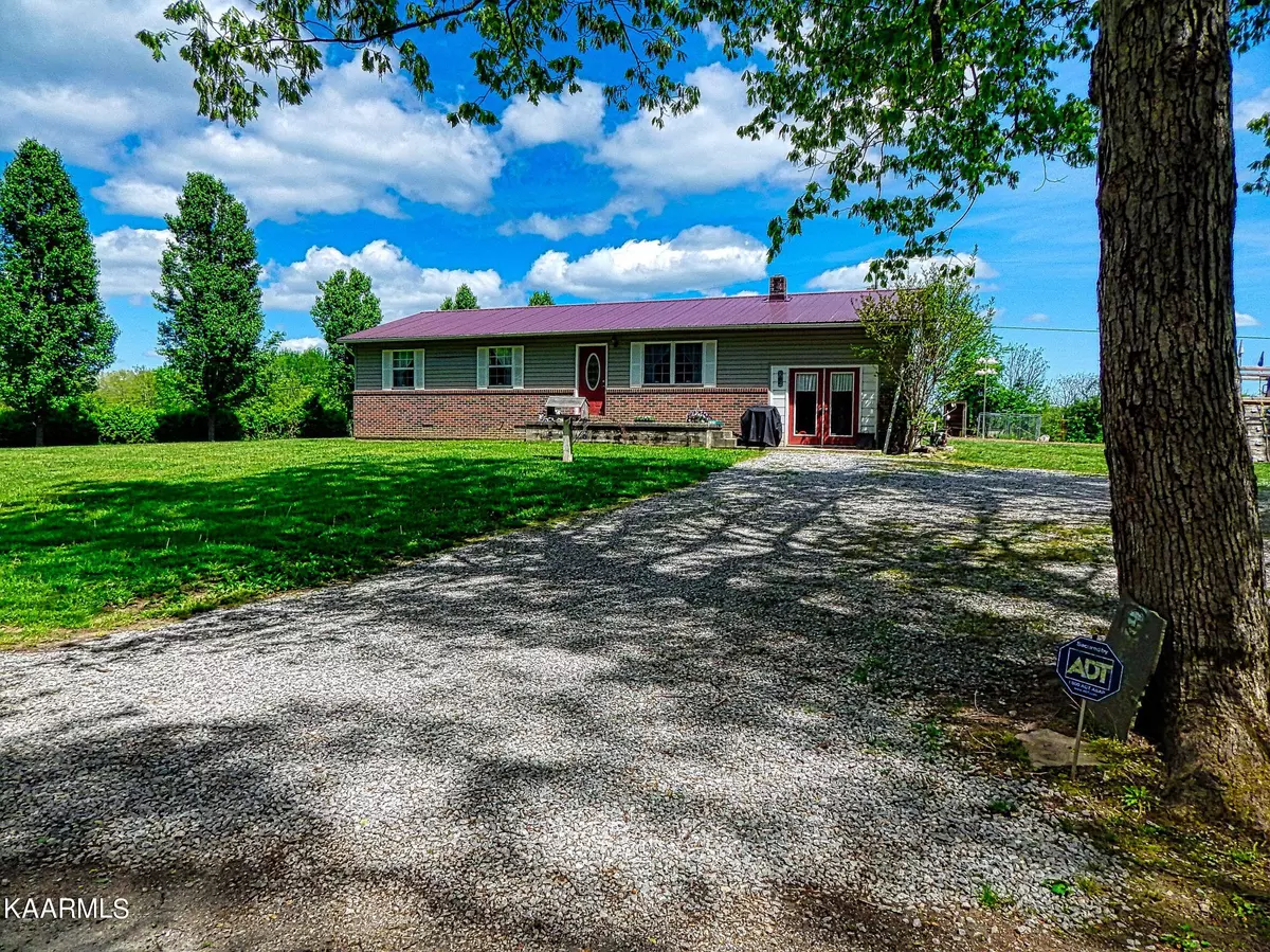 Deer Lodge, TN 37726,117 Hutchens LN