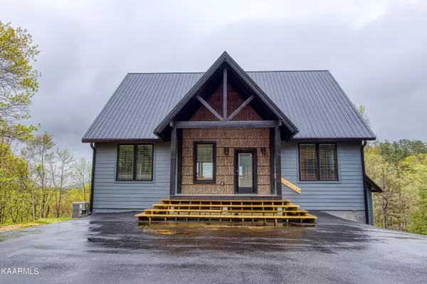 2012 Bluff Mountain Rd Rd, Sevierville, TN 37876