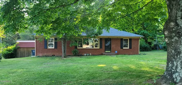 414 Matlock Ave, Athens, TN 37303