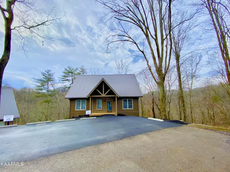 910 Saddle Creek WAY, Sevierville, TN 37862