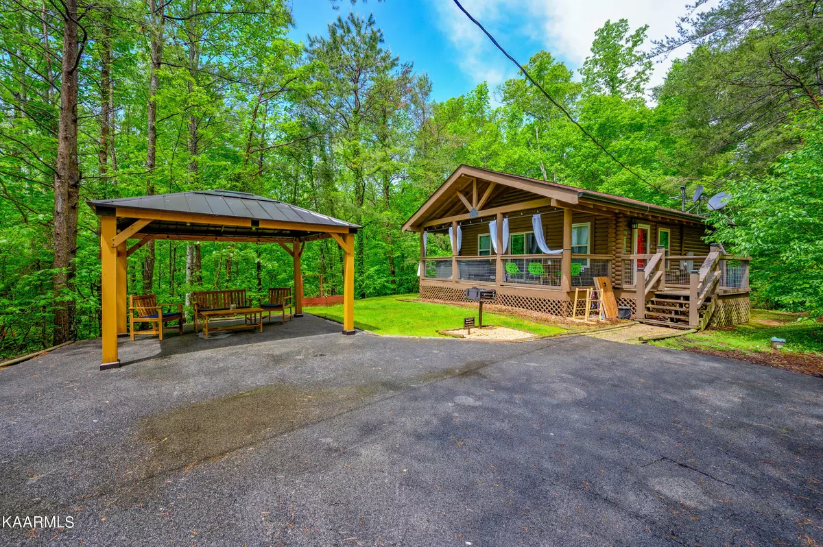 Sevierville, TN 37862,1284 Laurel Lick Rd #APT 1