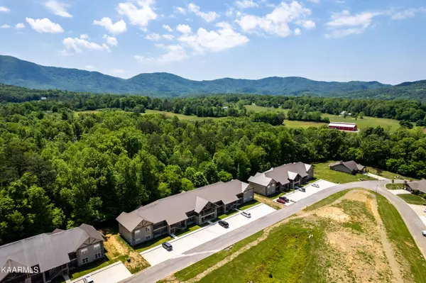 Townsend, TN 37882,229 Bishops Cap Circle #205