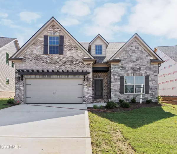 3048 Sycamore Creek LN, Knoxville, TN 37931