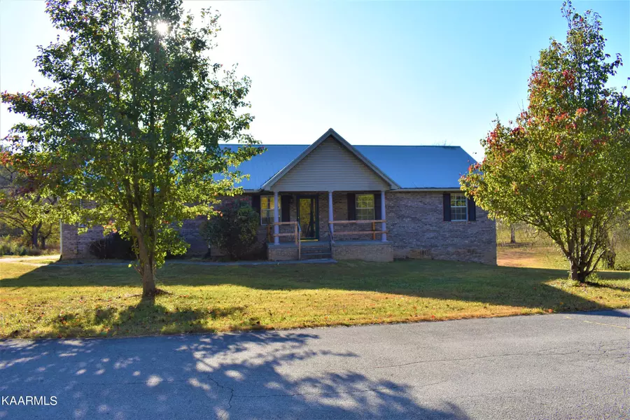 409 Ridgedale DR, Strawberry Plains, TN 37871