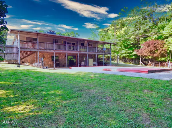 Deer Lodge, TN 37726,798 Christenson Rd