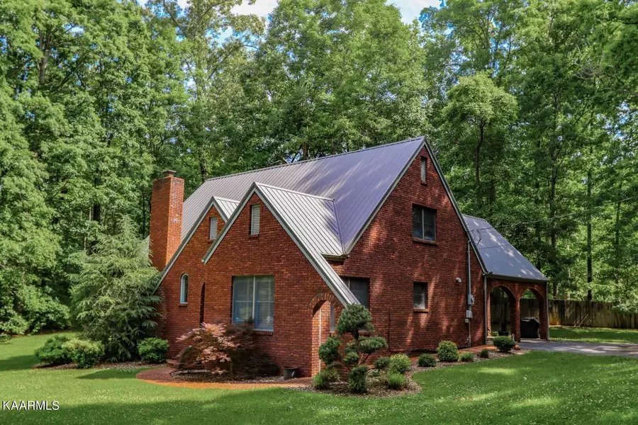 1480 Golf Course Rd, Newport, TN 37821