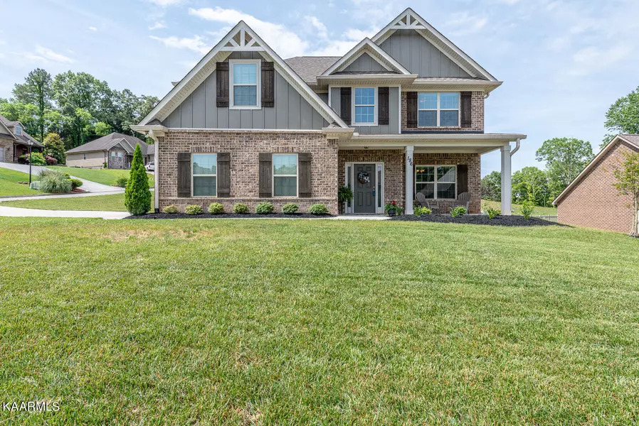 186 Dynasty DR, Lenoir City, TN 37771