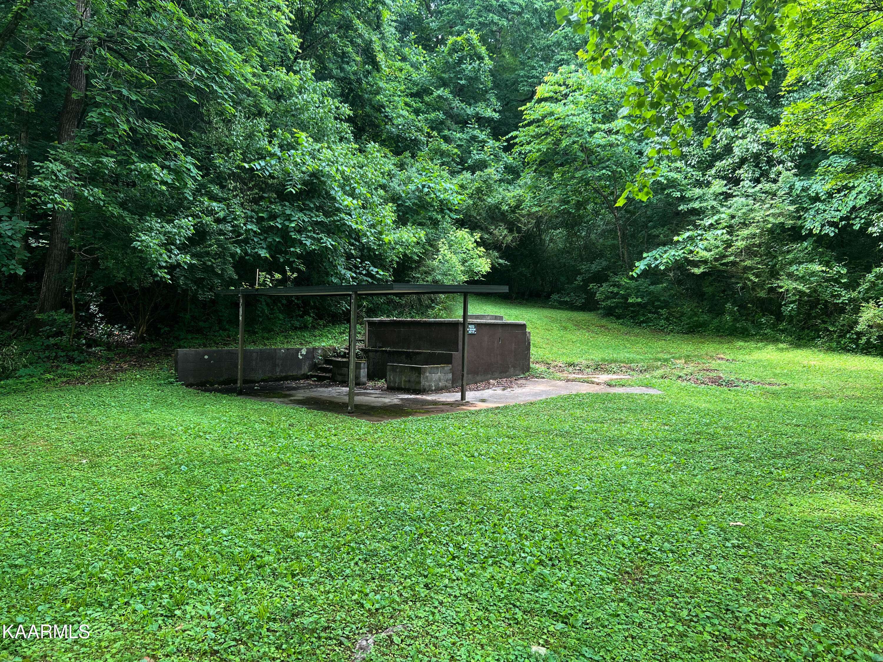 Clinton, TN 37716,2325 Wolf Valley Rd