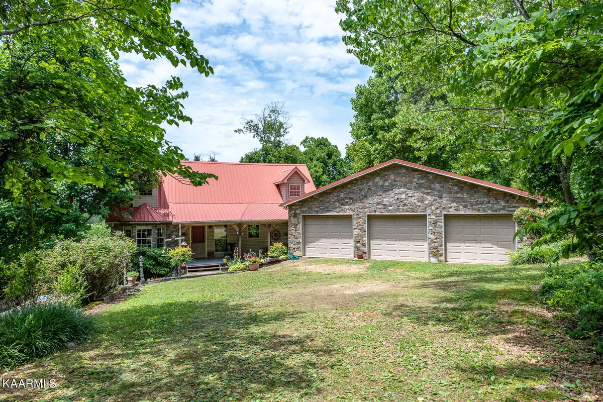 Louisville, TN 37777,3628 Fox Ridge Rd